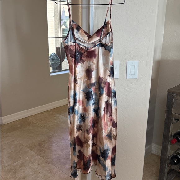 bebe Multicolor Floral Maxi Dress - Picture 4 of 7